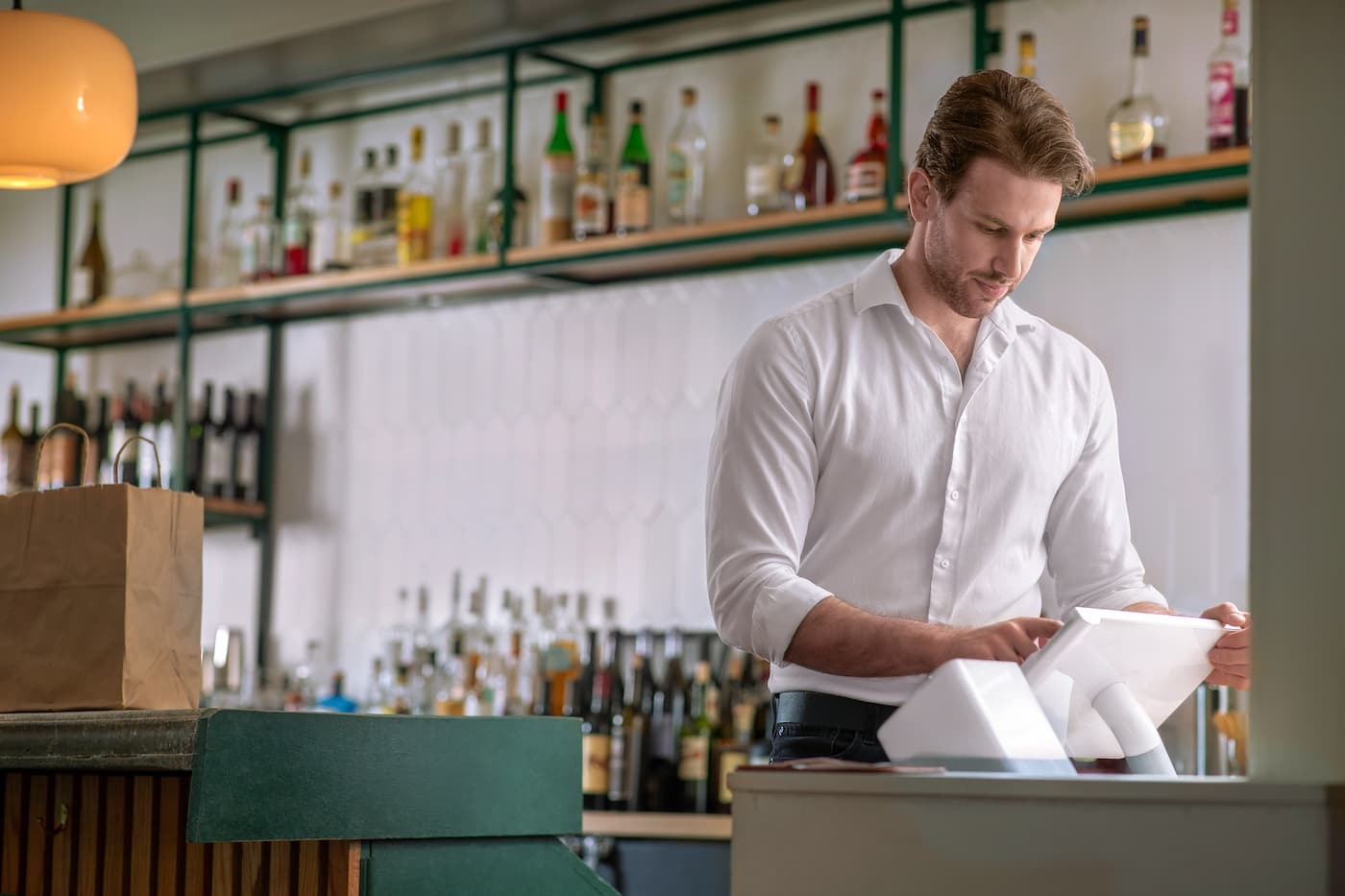 POS systems for small businesses must-have features