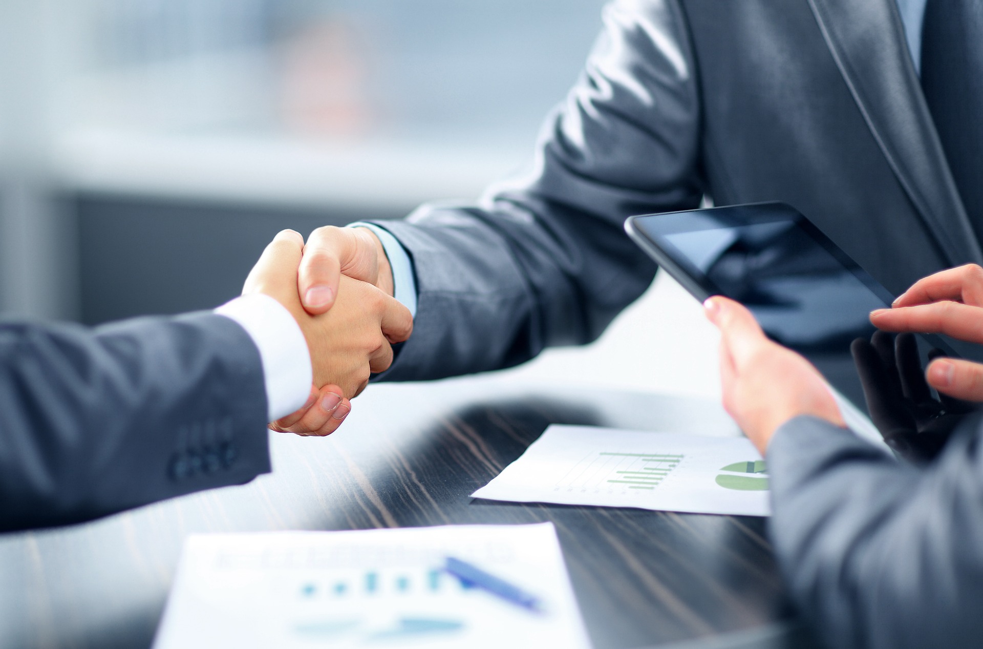 5 Top Benefits of Working with a Business Loan Broker